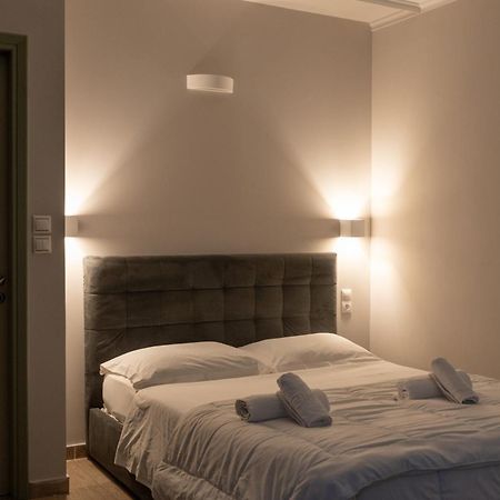Central Studio - Fully Equiped. Ideal For Couples Patras Luaran gambar